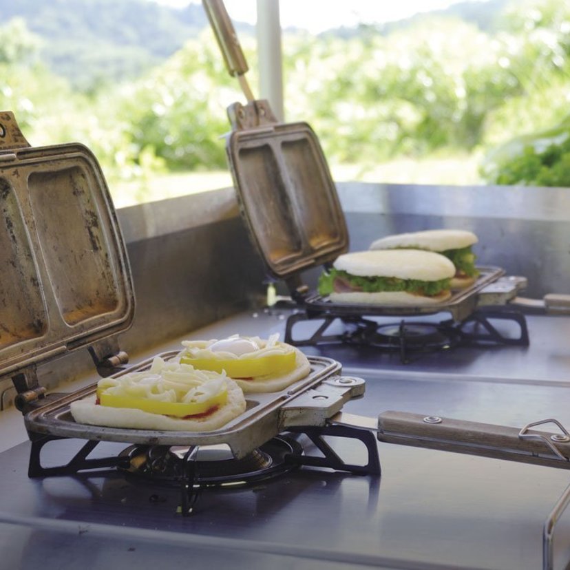 【キャンプの朝食に】ホットサンドメーカーおすすめ3選